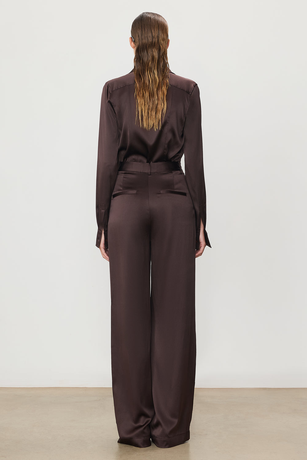 Éterne Josephine Pant, Espresso
