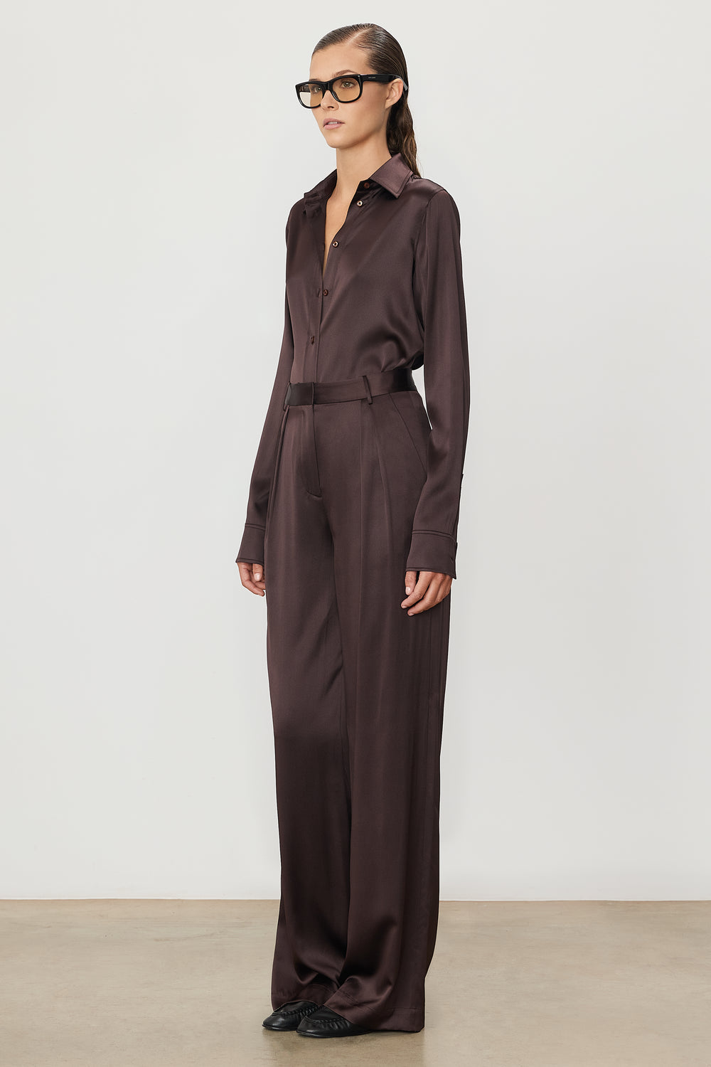 Éterne Josephine Pant, Espresso