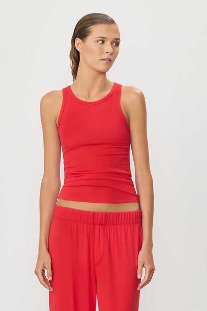Éterne High Neck Fitted Tank, Rouge