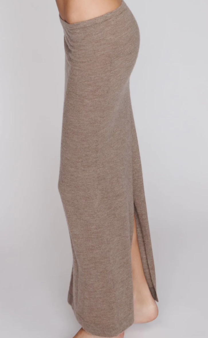 ÉTERNE Emma Cashmere Skirt in Millet